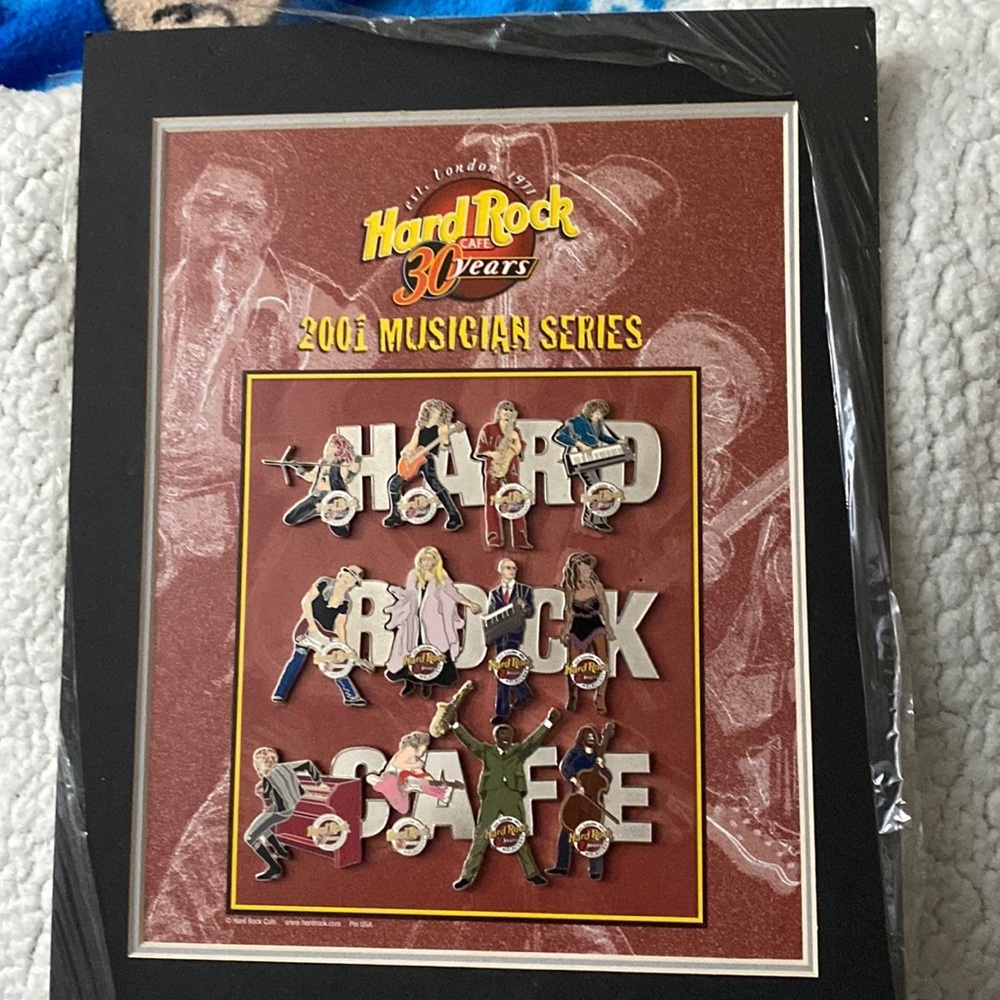 LE 2001 HardRock Musician Series pin set